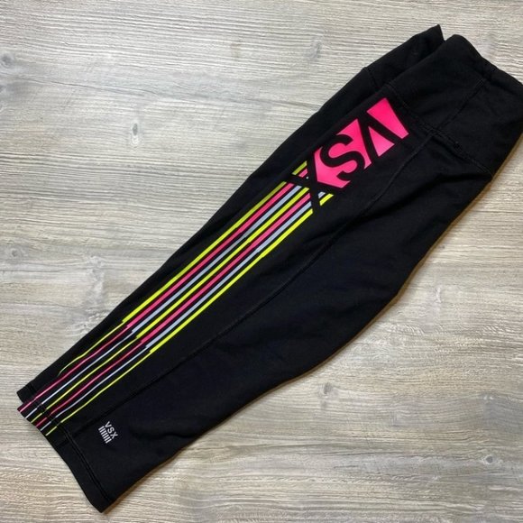 Victoria's Secret Pants - Victoria’s Secret VSX Sport Capri Leggings